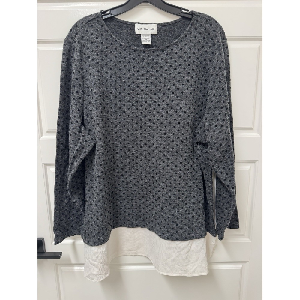 C.D. Daniels Womens 1X Layer Look Sweater Gray Polka Dot Shirt Tail Hem Pullover